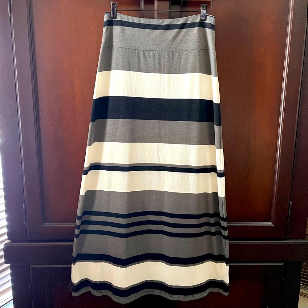 Mossimo Women’s Striped Maxi Skirt (Medium)